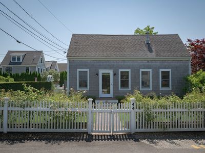 44 Pleasant St, Provincetown, MA, 02657