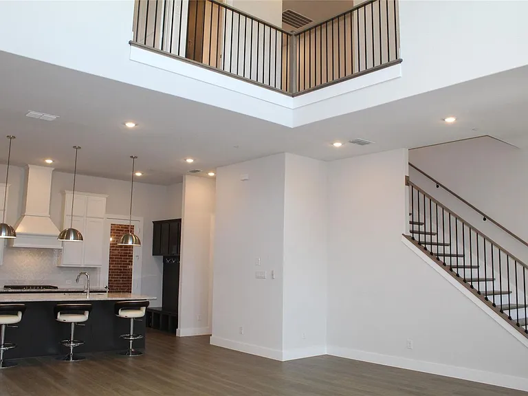 12032 Dahlia Bay Dr — Photo 4