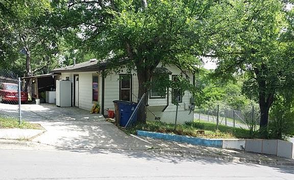 Drive way in back of house.