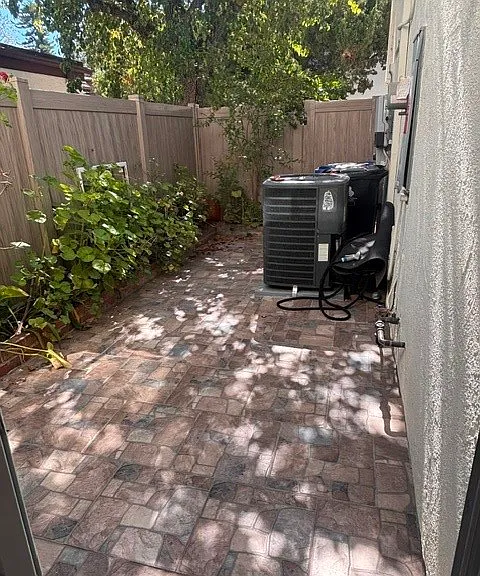 22350 James Alan Cir — Photo 12