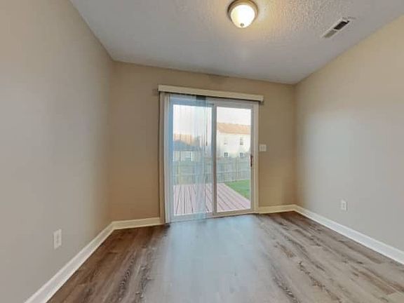 3rd image of 11962 Sapling Cir #A1