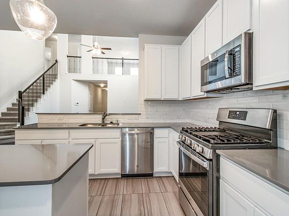 4th image of 2052 Crosby Dr