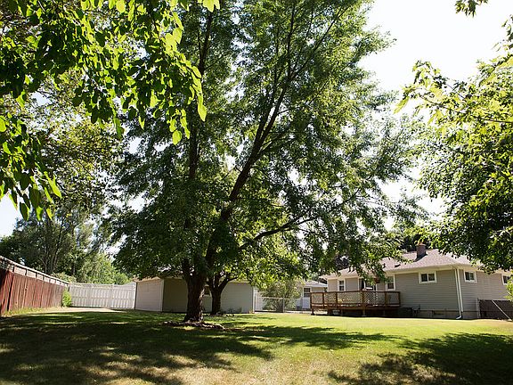 3rd image of 4104 Illinois Ave SW