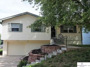 13906 Greenfield Rd, Omaha, NE 68138