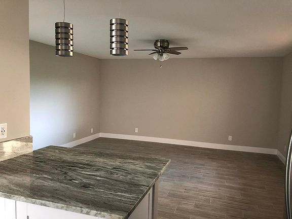 5th image of 15090 Ashland Pl