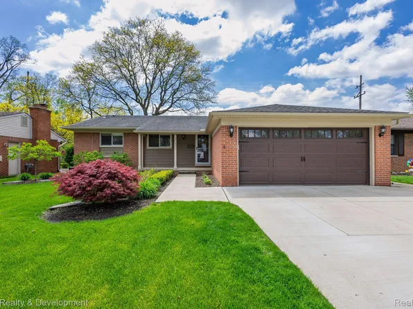 30431 Bobrich St, Livonia, MI 48152