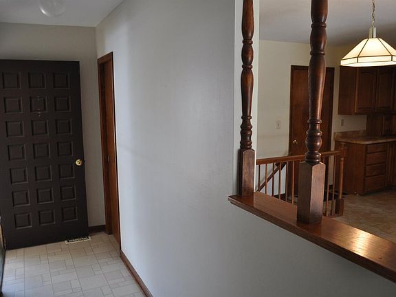 4th image of 4816 Cresthaven Dr