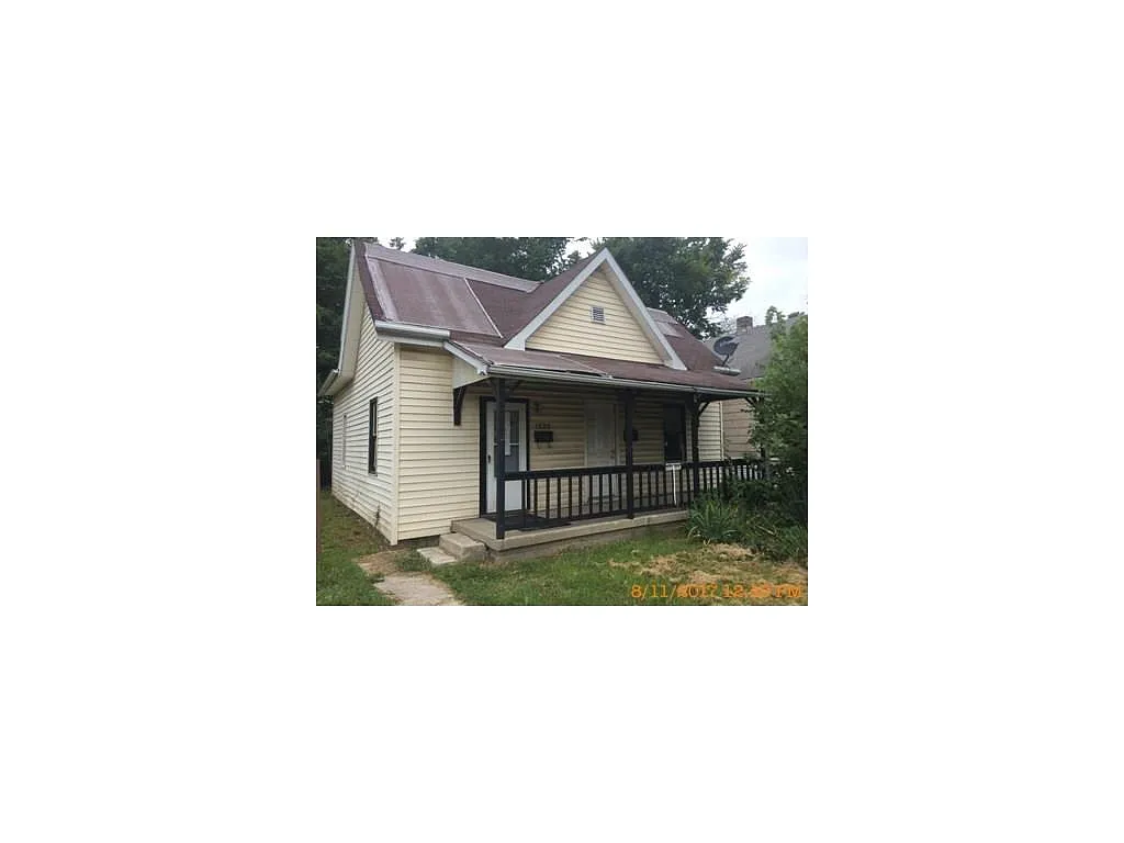 1826 Howard St photo 1
