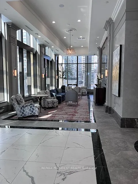 2 bed, $2,400 — Photo 3