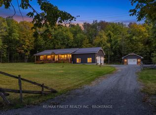 4822 Carrying Place Rd, South Frontenac, ON K0H2N0