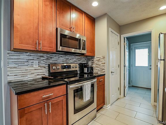 3rd image of 519 Mount Airy Dr