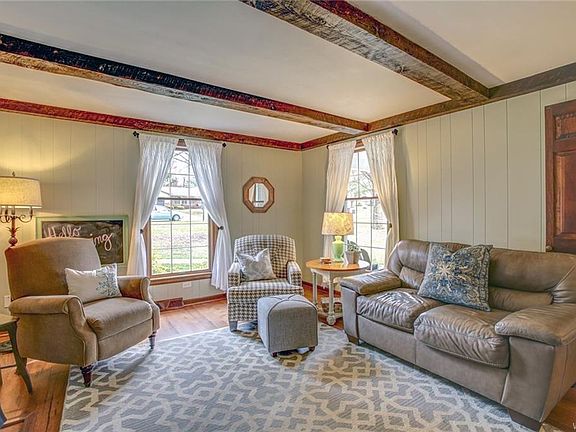 5th image of 17 Timberlake Dr