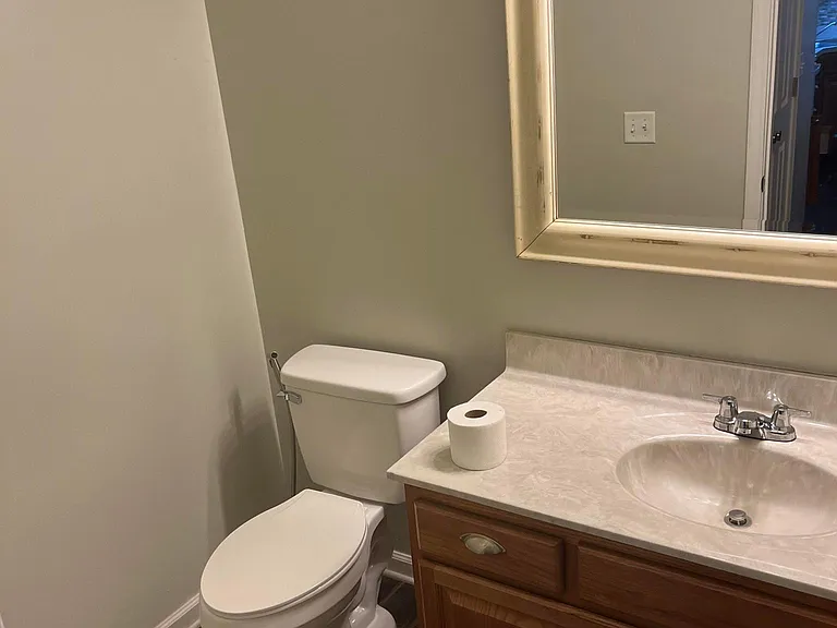 111 Calumet Ct — Photo 5