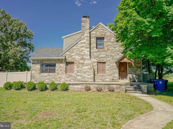 930 N Delsea Dr, Clayton, NJ 08312