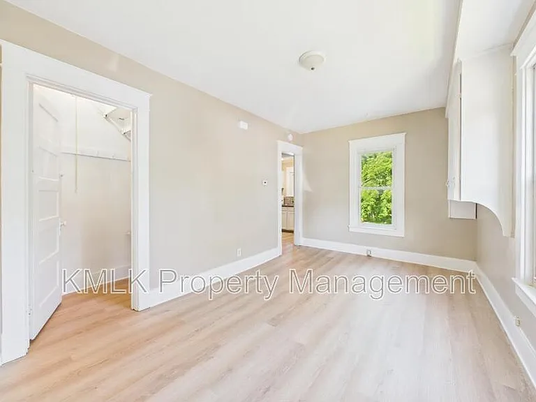 49 Prospect St — Photo 8