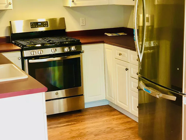2802 W Maplewood Ave #103 — Photo 3