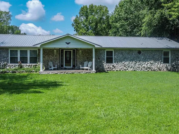 2801 Oaks Rd, Paducah, KY 42003