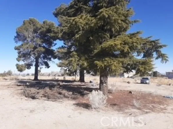 4351 Phelan Rd, Phelan, CA 92371