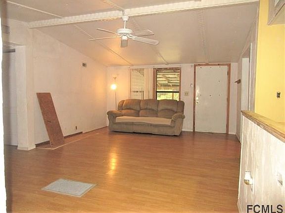 3rd image of 1681 Aspen St