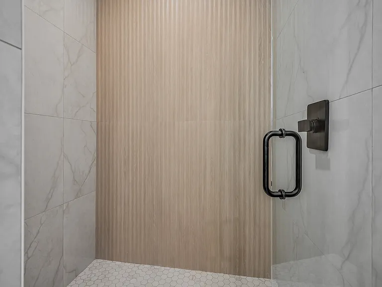 9 N Walnut St — Photo 9