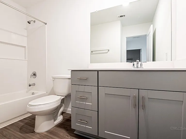 1029 Laguna Cove Dr — Photo 28