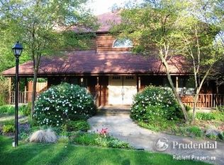 27W235 Lennox St, Wheaton, IL 60189