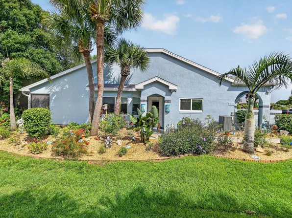 1646 SE Green Acres Circle #F101, Port St Lucie, FL 34952