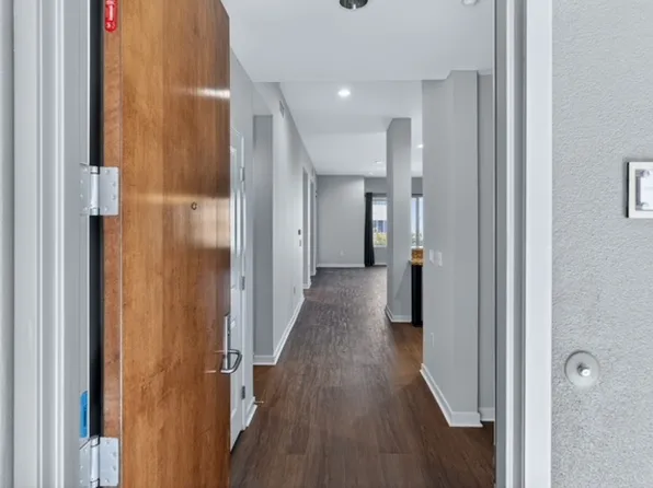 21 Gramercy Unit 219, Irvine, CA 92612