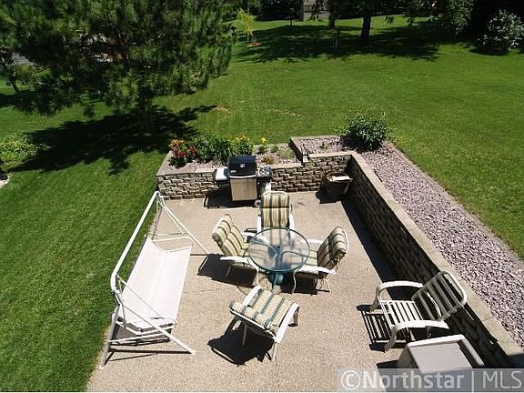 2nd image of 503 N Linden St