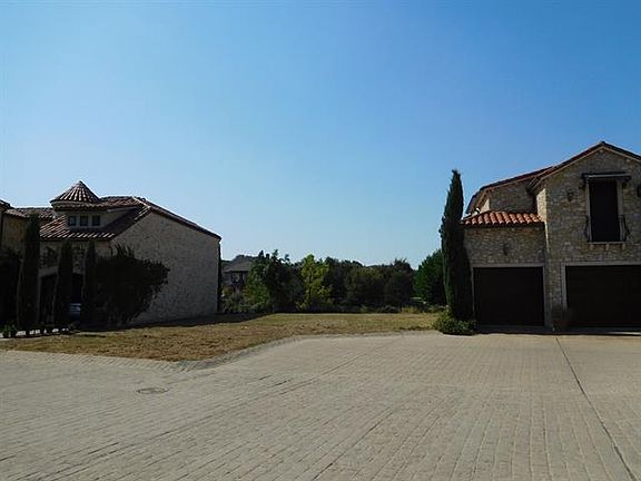 2nd image of 605 Sea Side Ln