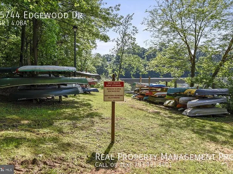 15744 Edgewood Dr — Photo 37