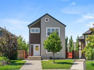 288 E Copperstone Gdns SE, Calgary, AB T2Z 0R6