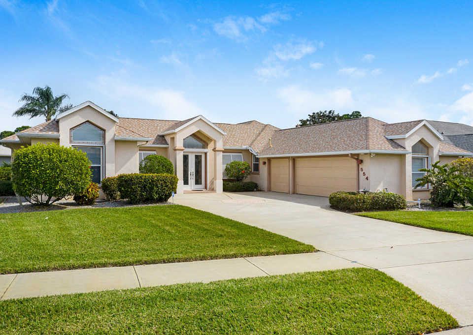 1st image of 554 Carmel Dr