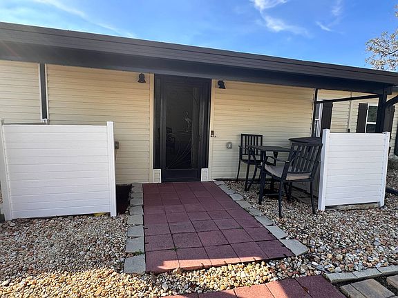 5th image of 2702 S Flamingo Rd