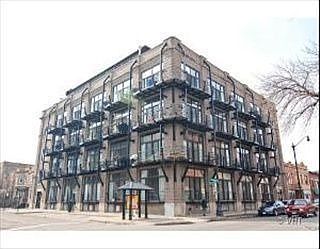 5th image of 2735 W Armitage Ave APT 301