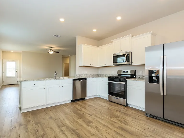 15643 Plum Brook Dr — Photo 7