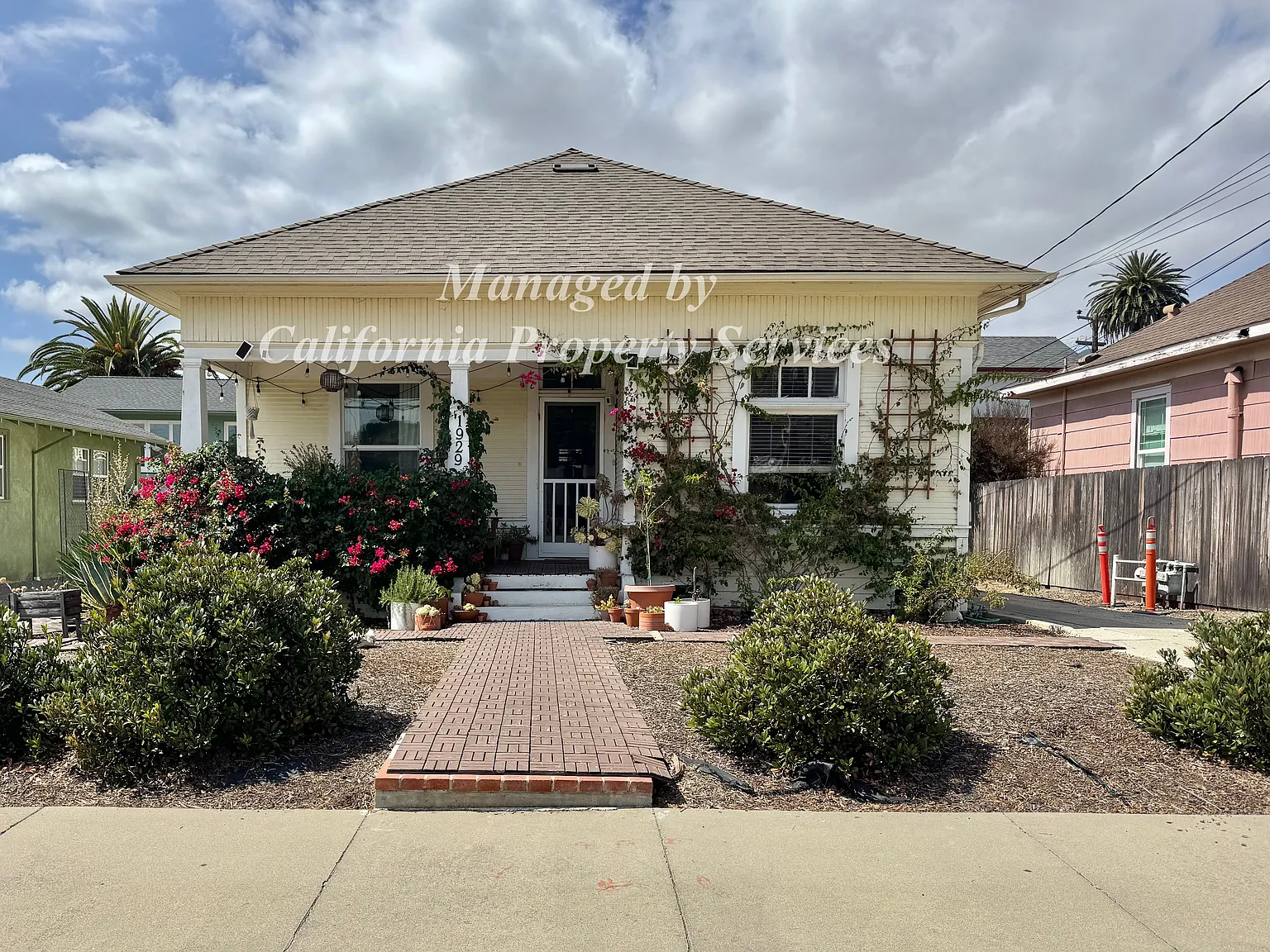 3 bed, $3,000 — Photo 2