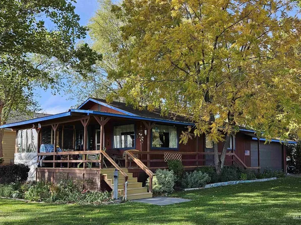 283 E Snake River Ave, Glenns Ferry, ID 83623