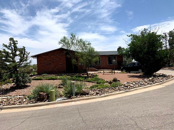 2nd image of 2748 Gunnison Dr