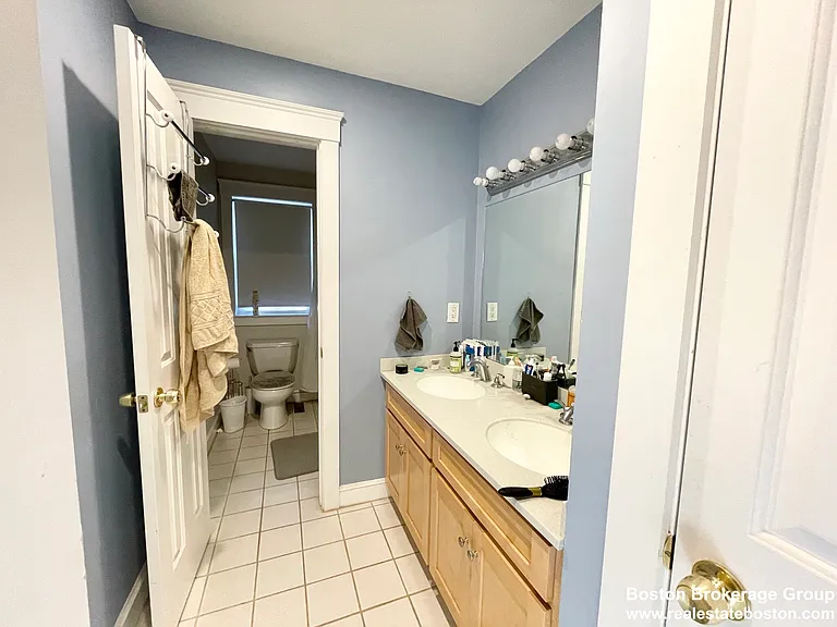 23 Iroquois St — Photo 12