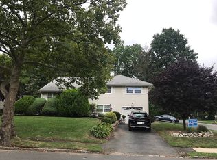 2 S Derby Rd, Springfield, NJ 07081