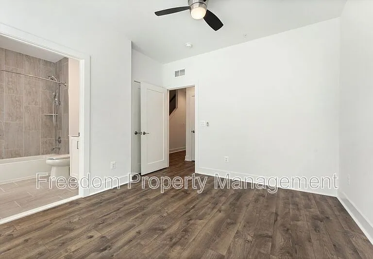 1876 Michael Faraday Dr — Photo 35
