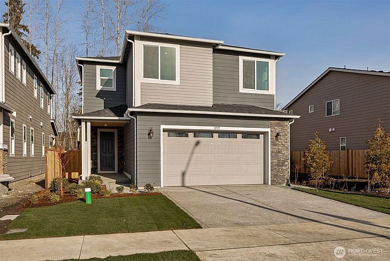 2nd image of 4733 85th Avenue NE #17