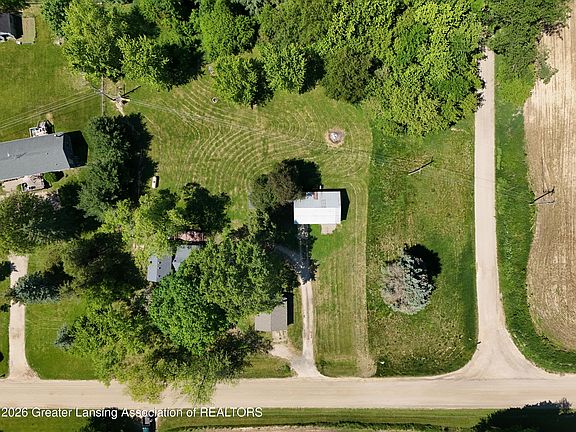 2nd image of 8405 Goodwin Rd