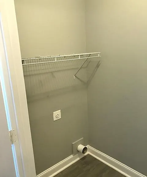 2808 Kendrick Ave — Photo 25