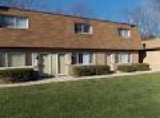 855 Richard St UNIT F, Aurora, IL 60506