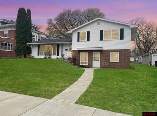 214 Burns Ave, Springfield, MN 56087