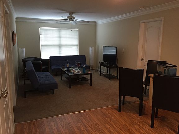 3rd image of 2250 Forest Ave APT 301