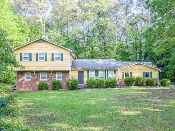 2037 Cliffton Ter, Snellville, GA 30039
