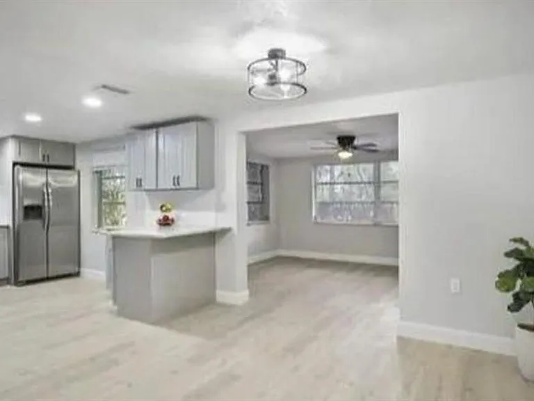 7605 Embassy Blvd — Photo 5